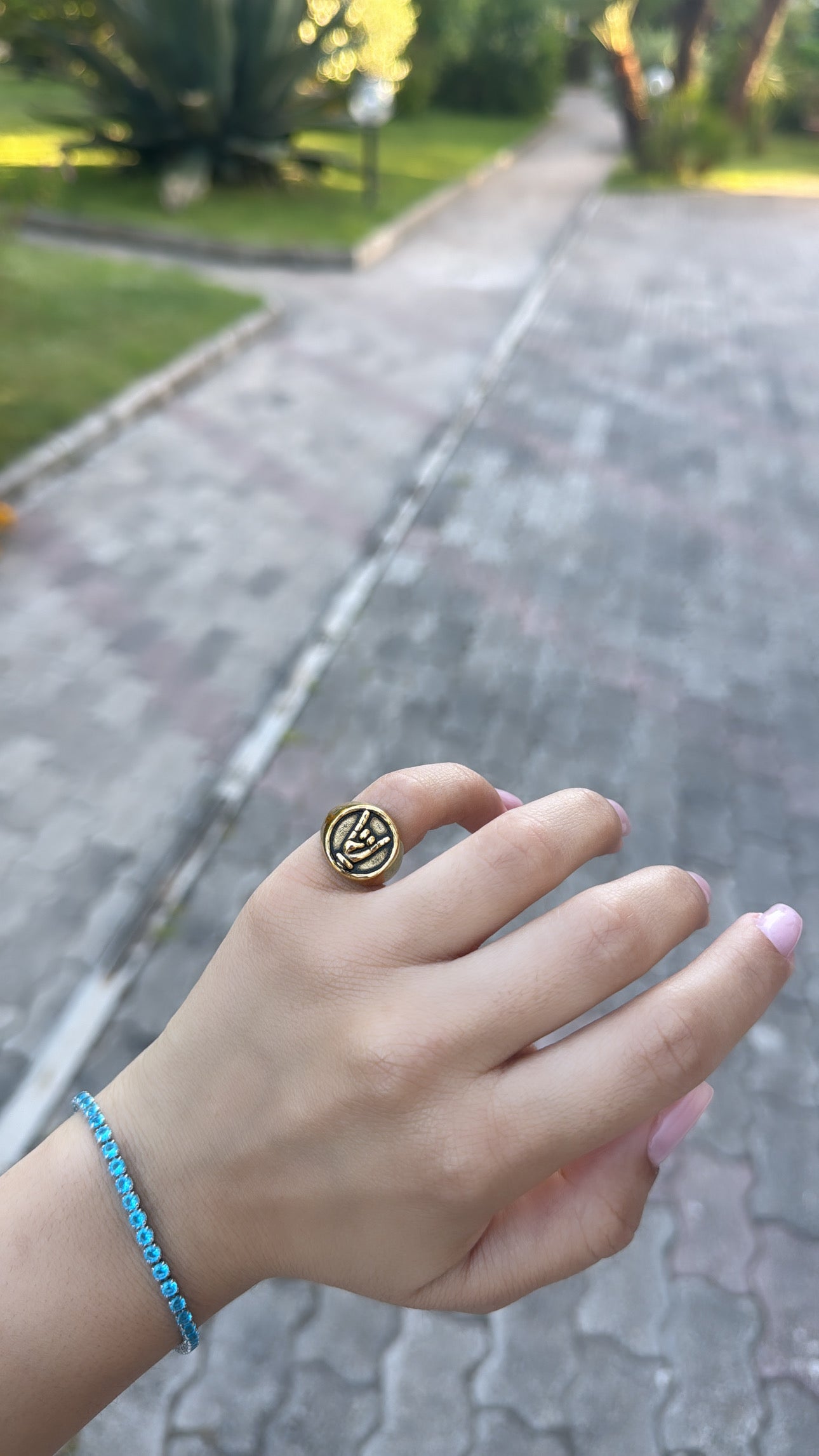 Anello corna da mignolo