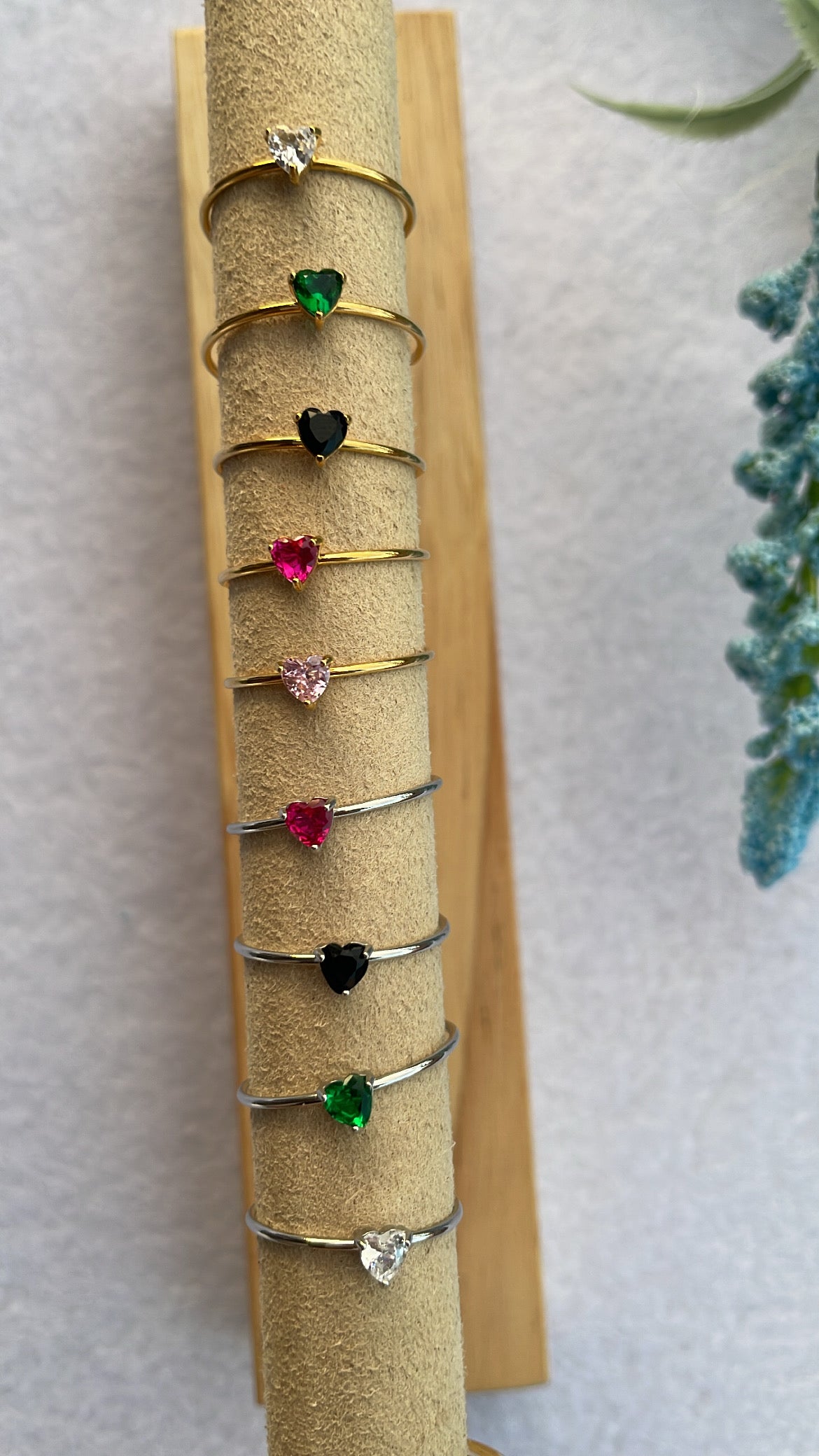 Anello arcobaleno cuore fucsia