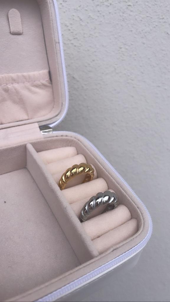 Anello conchiglia
