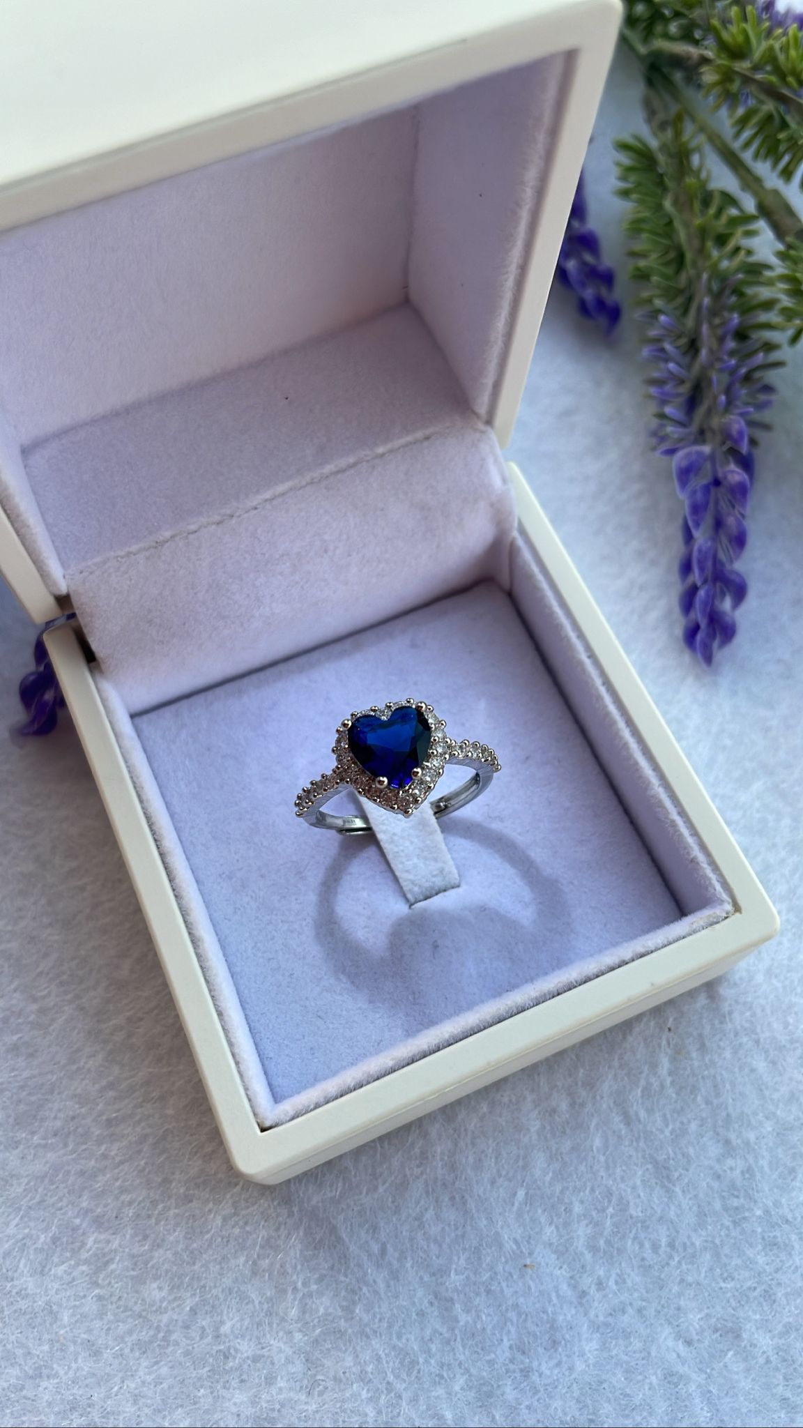 Anello heart