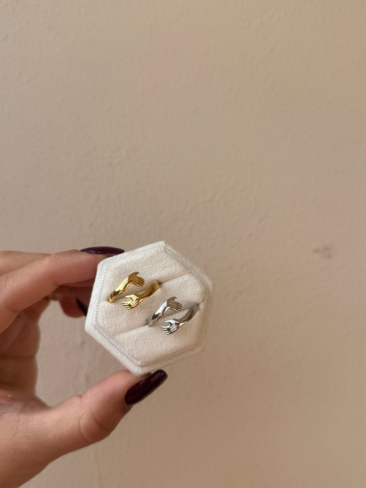 Anello abbraccio