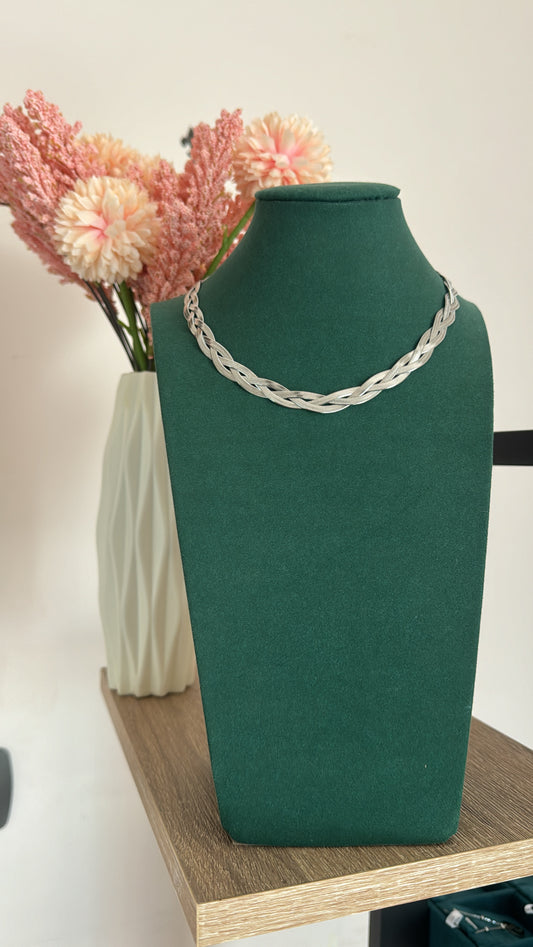 Collana treccia