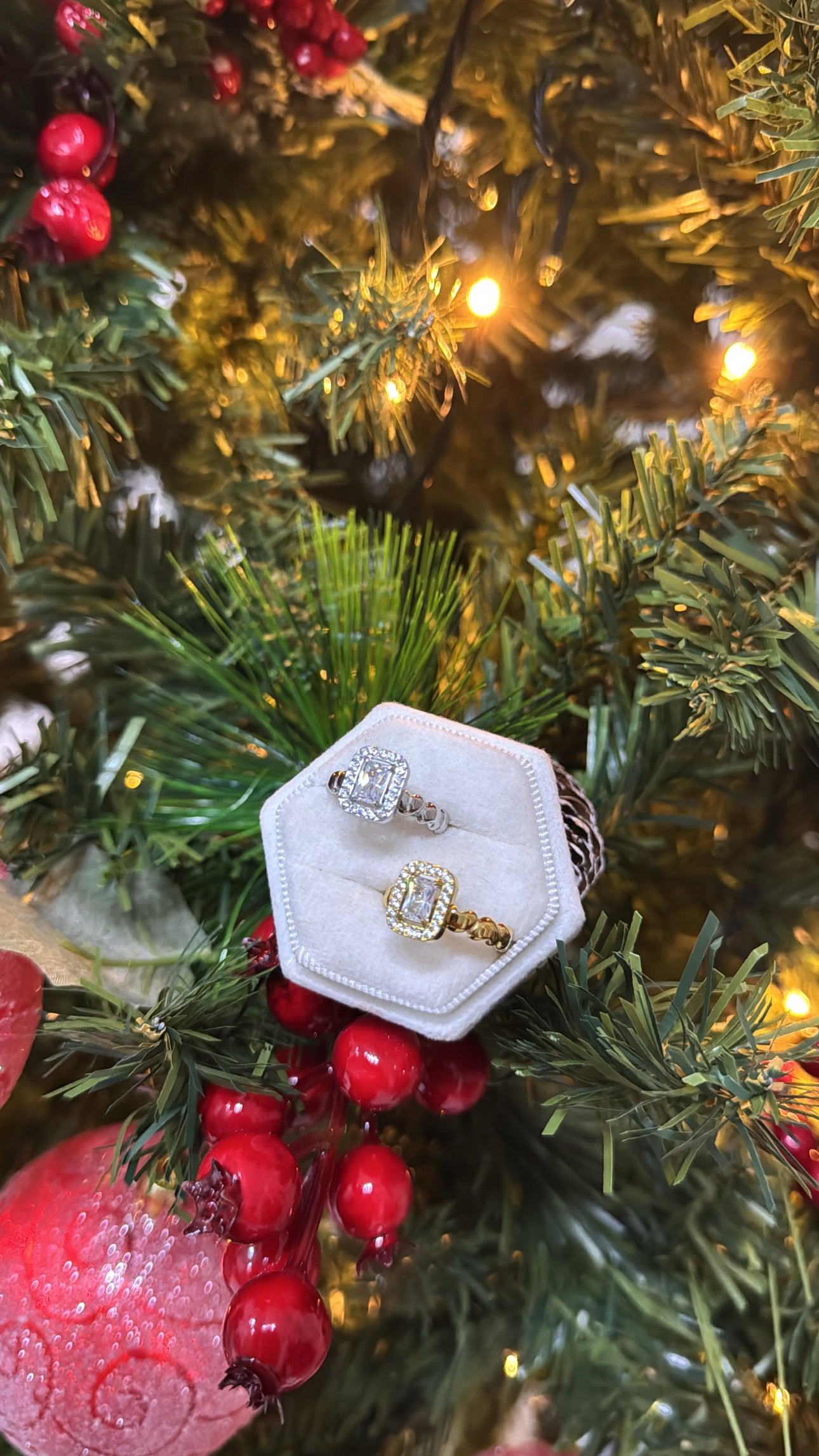 Anello diamante + confezione regalo natalizia