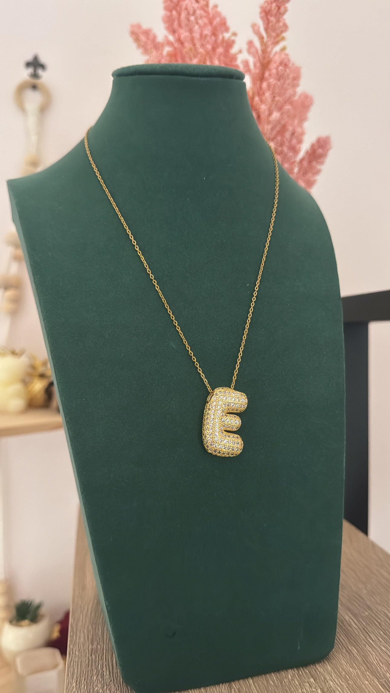 Collana Details