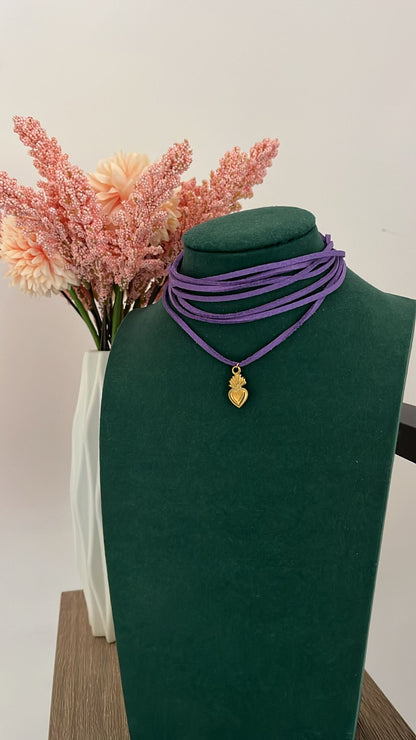 Collana filo multicolor con cuore sacro in SPECIAL PRICE