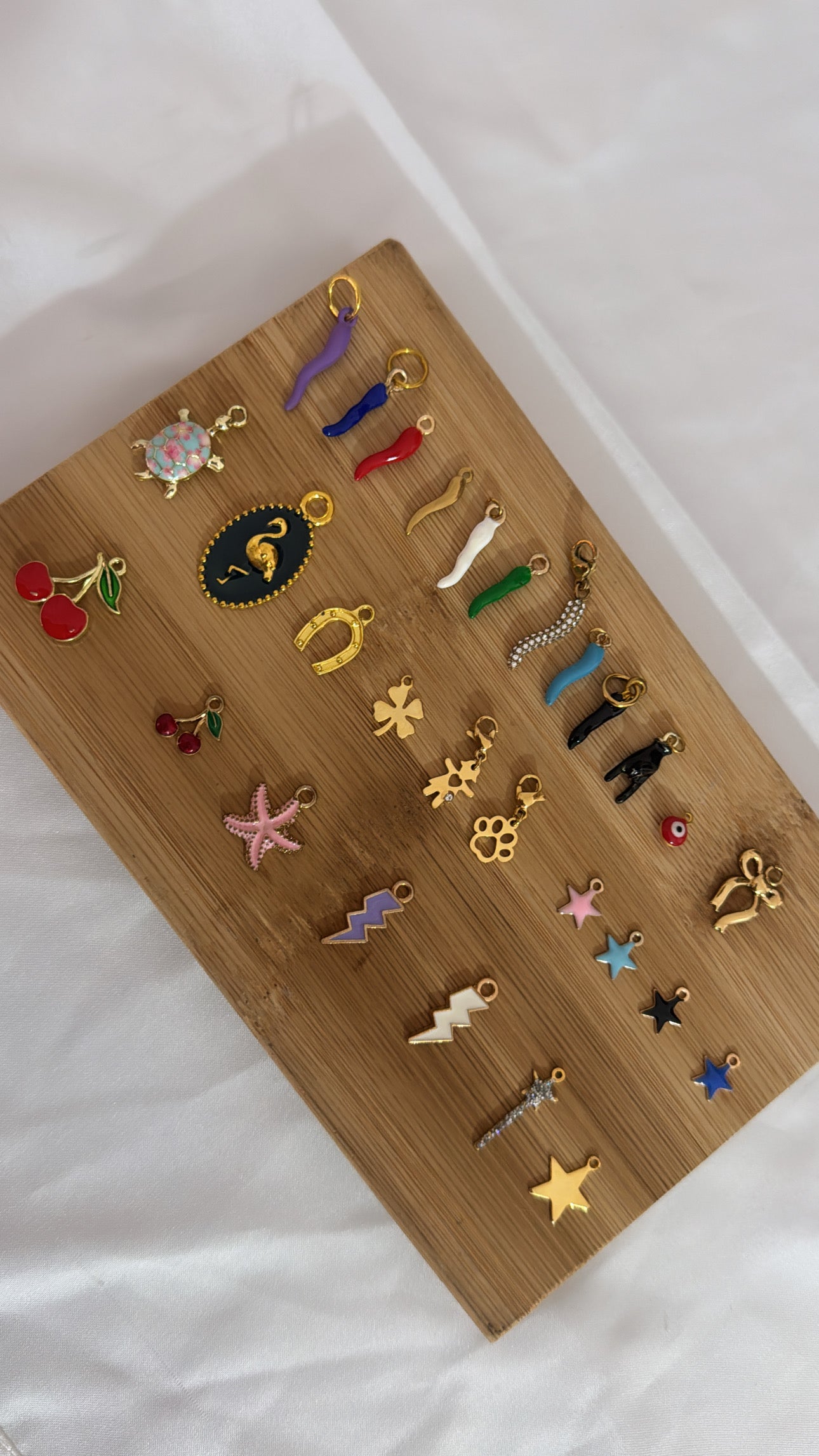 3 ciondoli a scelta (indicare nelle note)