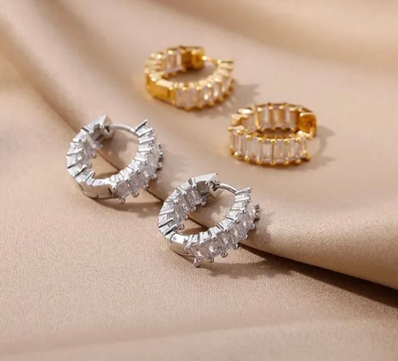 Orecchini mini diamanti