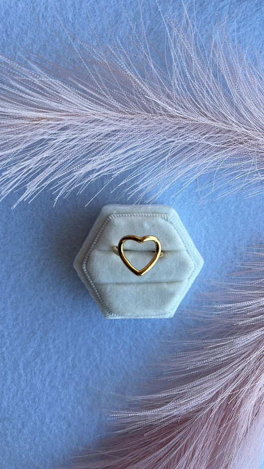 Anello cuore vuoto