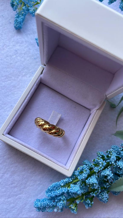 Anello conchiglia