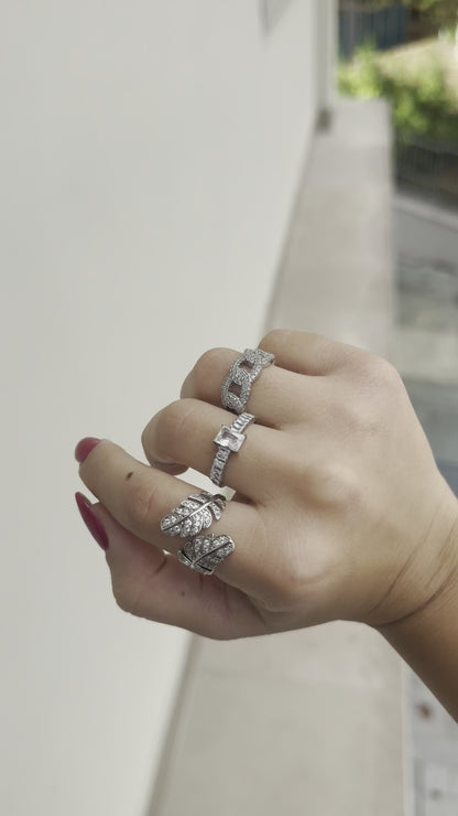 Anello catena zirconata